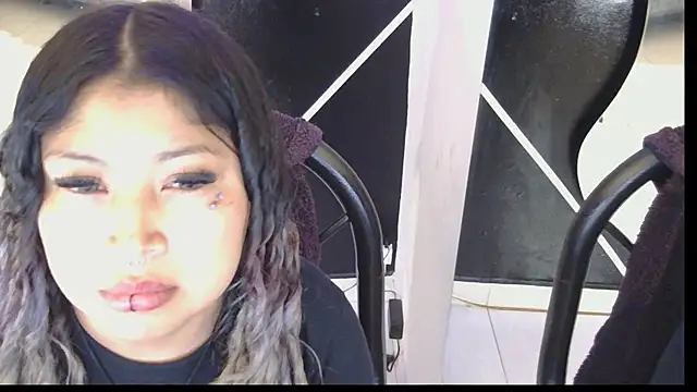 Snapshot of konojan_6 chatting on March 10, 2026, 2:00 pm konojan 6 online show from March 10, 2026, 2:00 pm