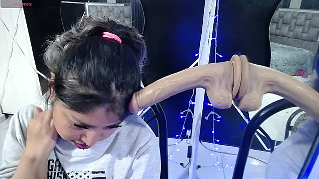 Snapshot of konojan_6 chatting on April 6, 2026, 10:44 pm konojan 6 online show from April 6, 2026, 10:44 pm