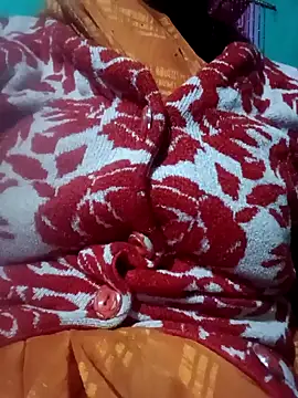 Snapshot of Radha8080 chatting on November 16, 2025, 3:50 pm Radha8080 online show from November 16, 2025, 3:50 pm