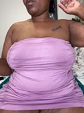 fatpussydallx online show from June 10, 2026, 6:45 am