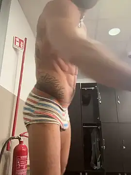 Snapshot of GmGit chatting on September 29, 2025, 9:25 am GmGit online show from September 29, 2025, 9:25 am