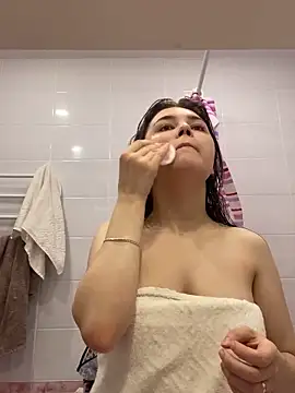 Snapshot of LeksaLove chatting on November 12, 2025, 8:41 pm LeksaLove online show from November 12, 2025, 8:41 pm