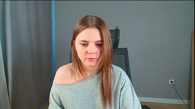 Snapshot of LeksaLove chatting on April 30, 2026, 10:10 am LeksaLove online show from April 30, 2026, 10:10 am