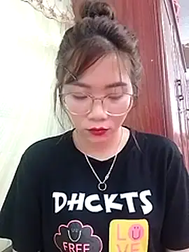 Snapshot of MyMy08 chatting on December 19, 2025, 11:50 am MyMy08 online show from December 19, 2025, 11:50 am