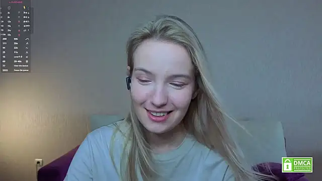 HongTomczak online show from June 10, 2026, 7:40 am