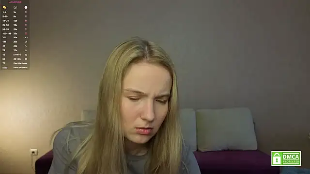 HongTomczak online show from June 19, 2026, 7:45 am