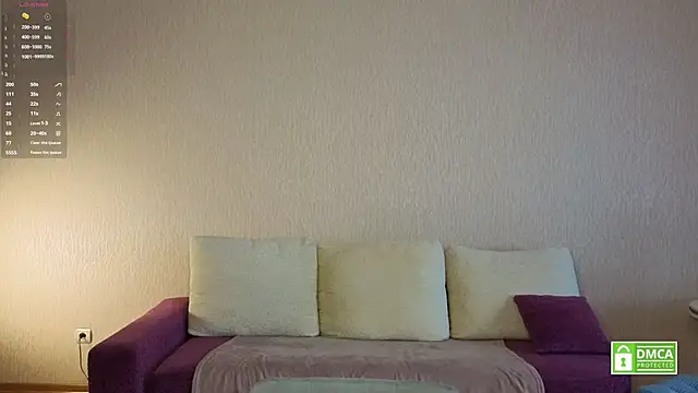 HongTomczak online show from June 29, 2026, 8:53 am