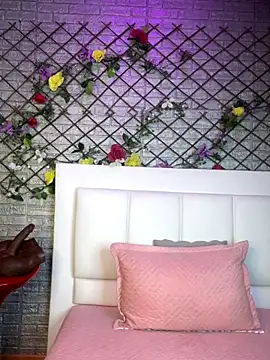 MiaKiss7 online show from September 8, 2025, 8:52 pm