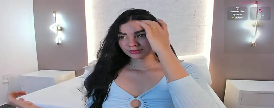 emily tolson online show from December 16, 2025, 6:46 pm