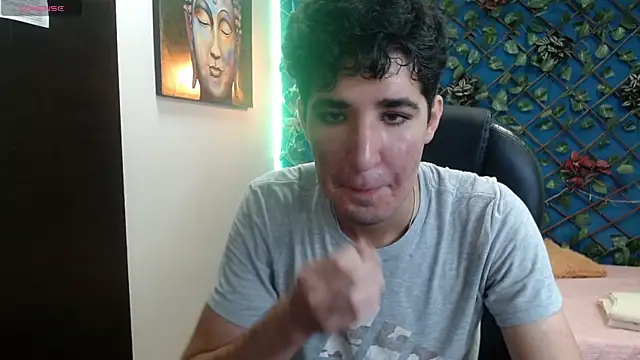 whitebull2606 online show from October 29, 2025, 11:45 am