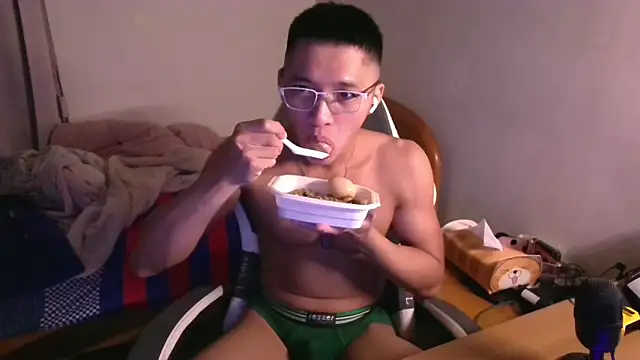 iron0401 online show from March 20, 2026, 5:40 pm