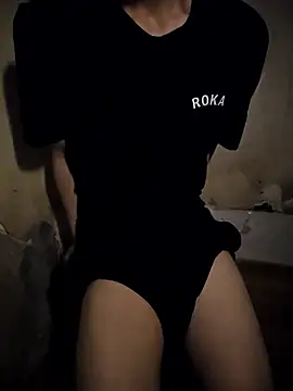 milkis024680 online show from September 24, 2025, 3:15 pm