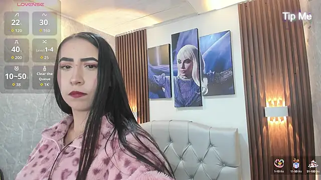 Snapshot of Sophi_Thaylorr chatting on October 2, 2025, 12:56 pm Sophi Thaylorr online show from October 2, 2025, 12:56 pm