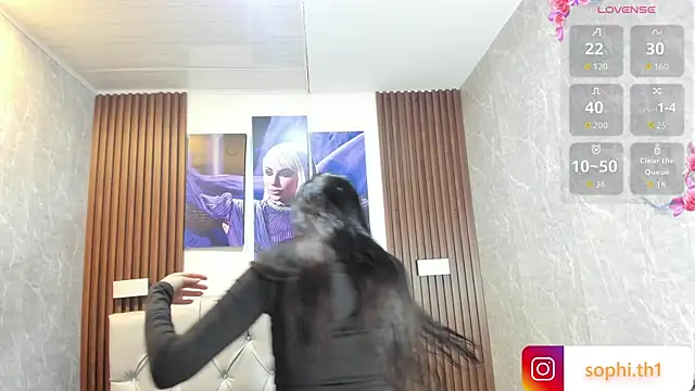 Snapshot of Sophi_Thaylorr chatting on October 4, 2025, 12:47 pm Sophi Thaylorr online show from October 4, 2025, 12:47 pm