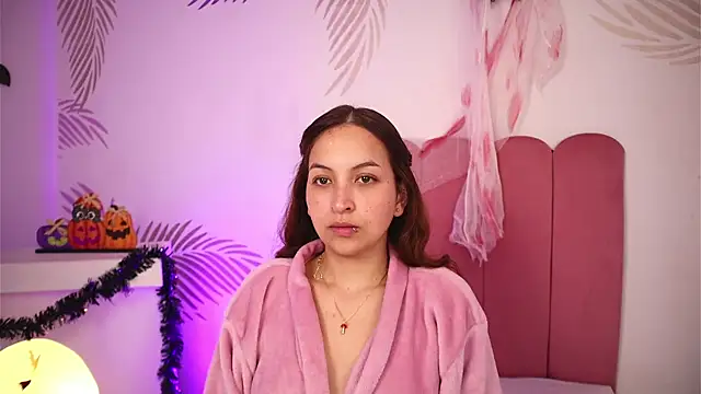 Snapshot of Arianaa_Jones_ chatting on October 24, 2025, 1:40 pm Arianaa Jones  online show from October 24, 2025, 1:40 pm