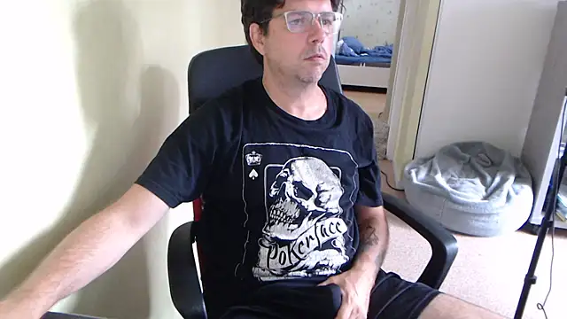 blueandwhite1 online show from July 30, 2026, 10:03 am