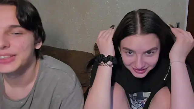 Snapshot of muuur_fam chatting on September 24, 2025, 8:45 pm muuur fam online show from September 24, 2025, 8:45 pm