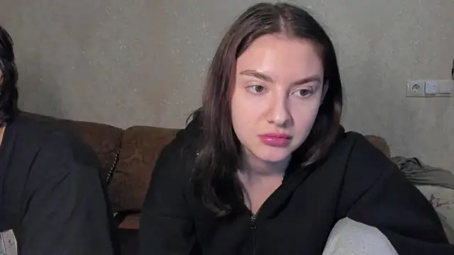 Snapshot of muuur_fam chatting on October 10, 2025, 6:29 pm muuur fam online show from October 10, 2025, 6:29 pm