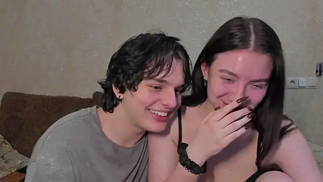 Snapshot of muuur_fam chatting on October 20, 2025, 9:26 pm muuur fam online show from October 20, 2025, 9:26 pm