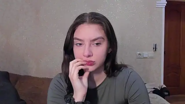 muuur fam online show from February 5, 2026, 7:13 am