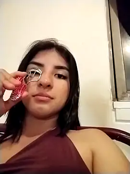 ioto chiara07 online show from September 29, 2025, 2:27 am