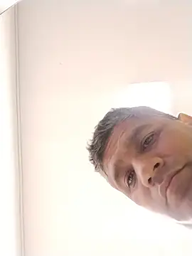 Snapshot of danigarci2307 chatting on November 14, 2025, 8:40 pm danigarci2307 online show from November 14, 2025, 8:40 pm