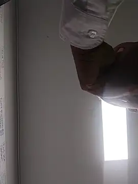 Snapshot of danigarci2307 chatting on February 13, 2026, 1:34 am danigarci2307 online show from February 13, 2026, 1:34 am