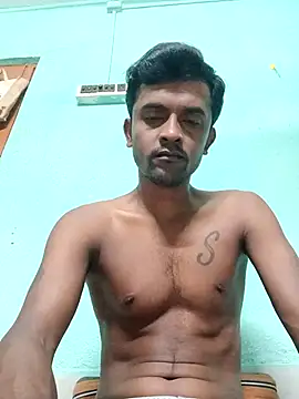 ShinuRoy online show from September 18, 2025, 11:40 pm