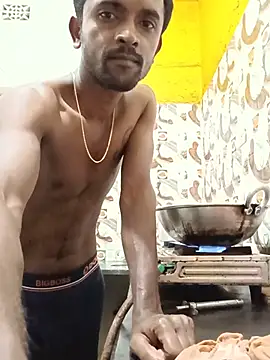 ShinuRoy online show from July 22, 2026, 1:52 am