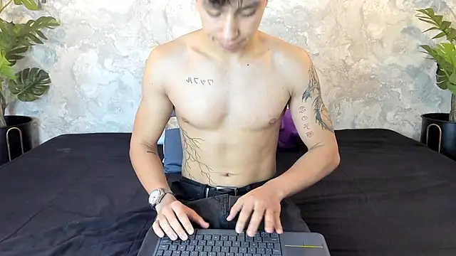 Tyler durten online show from October 13, 2025, 3:06 am