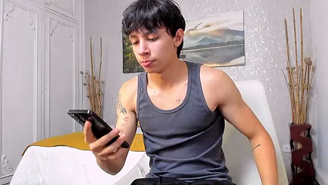 Tyler durten online show from November 13, 2025, 3:05 am