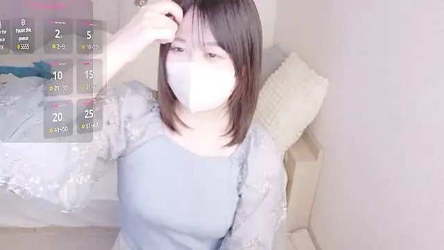 Snapshot of mi__san chatting on March 5, 2026, 10:11 am mi san online show from March 5, 2026, 10:11 am