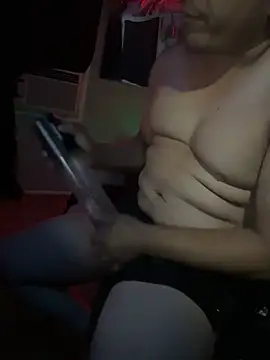 Snapshot of B3toBaby chatting on September 23, 2025, 7:44 am B3toBaby online show from September 23, 2025, 7:44 am