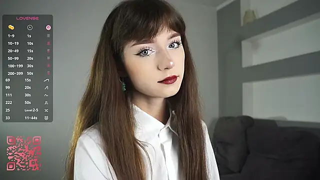 DreamyDaisy online show from September 21, 2025, 8:54 pm