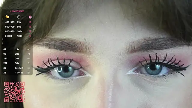 DreamyDaisy online show from September 26, 2025, 6:23 pm