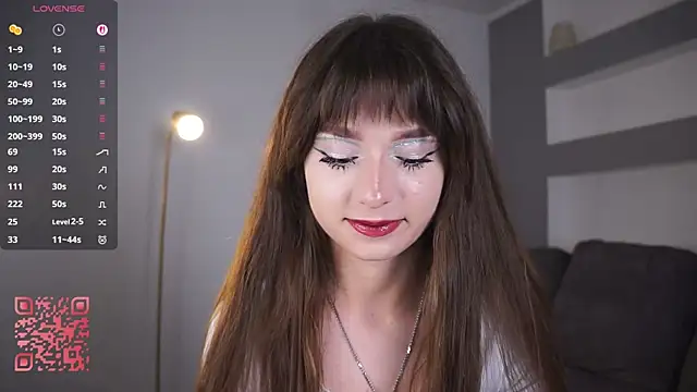 DreamyDaisy online show from October 7, 2025, 7:33 pm