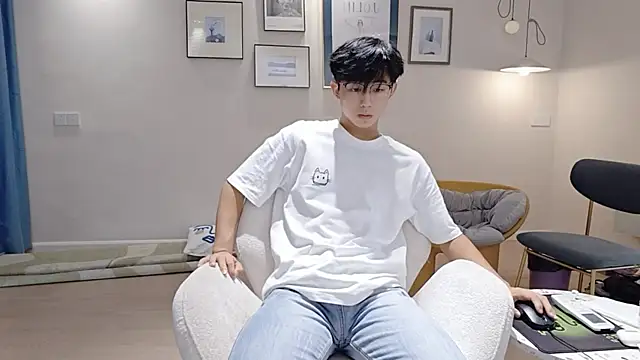 STxuguanhan online show from September 17, 2025, 9:00 am