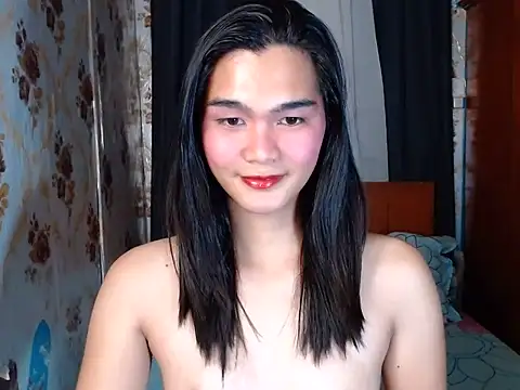 Snapshot of lady_in_moon chatting on March 11, 2026, 2:12 pm lady in moon online show from March 11, 2026, 2:12 pm