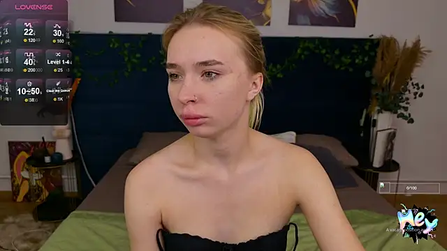 Snapshot of RachelColon chatting on October 3, 2025, 2:25 pm RachelColon online show from October 3, 2025, 2:25 pm