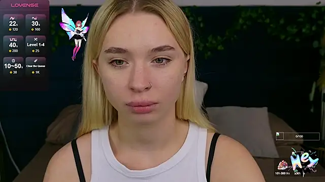 Snapshot of RachelColon chatting on October 4, 2025, 4:05 pm RachelColon online show from October 4, 2025, 4:05 pm