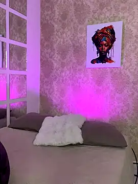 Snapshot of CandyFever_Eup chatting on October 13, 2025, 11:32 am CandyFever Eup online show from October 13, 2025, 11:32 am