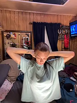 Kacinichole online show from October 4, 2025, 6:28 pm