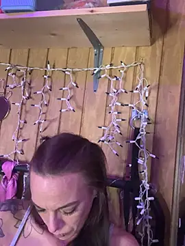 Kacinichole online show from October 10, 2025, 5:17 am