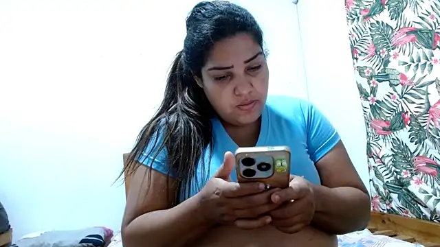 Snapshot of 69smallstar chatting on February 10, 2026, 11:47 am 69smallstar online show from February 10, 2026, 11:47 am