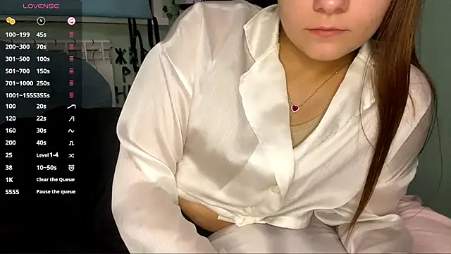 Snapshot of RayeBaj chatting on September 13, 2025, 4:29 pm RayeBaj online show from September 13, 2025, 4:29 pm