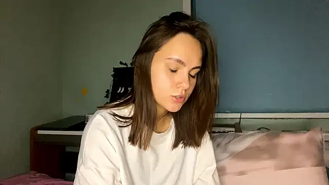 Snapshot of RayeBaj chatting on September 18, 2025, 4:31 pm RayeBaj online show from September 18, 2025, 4:31 pm