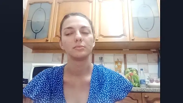 Snapshot of SinlessTaking chatting on September 18, 2025, 2:30 pm SinlessTaking online show from September 18, 2025, 2:30 pm