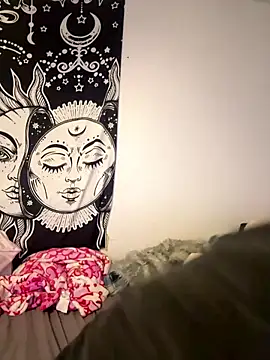 xoxokayy18 online show from January 9, 2026, 8:17 am