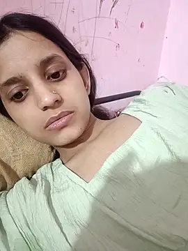 Snapshot of Eva_089 chatting on November 3, 2025, 5:14 pm Eva 089 online show from November 3, 2025, 5:14 pm