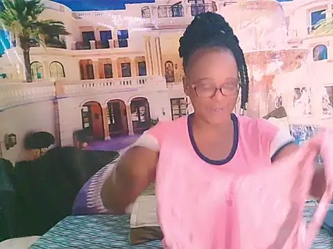 Snapshot of EbonyBloom69 chatting on October 28, 2025, 5:33 am EbonyBloom69 online show from October 28, 2025, 5:33 am